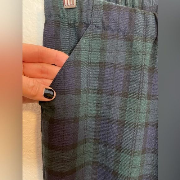 Brandy Melville plaid pants with a kick flare, size M. - Picture 7 of 8